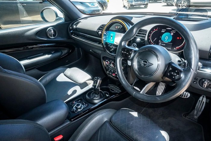 2021 MINI Clubman John Cooper Works Classic