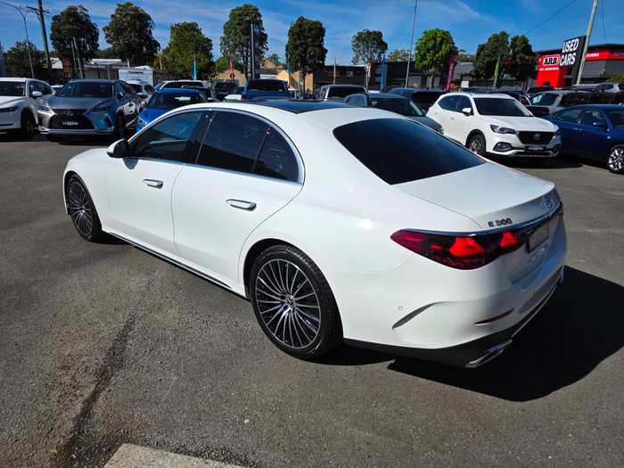 2024 Mercedes-Benz E-Class E300