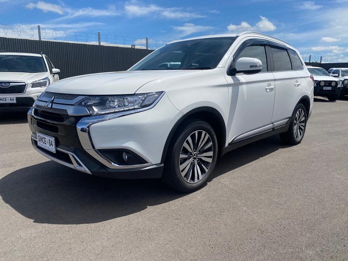 2021 Mitsubishi Outlander LS