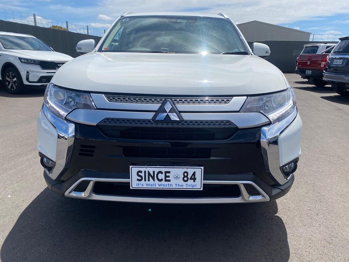 2021 Mitsubishi Outlander LS