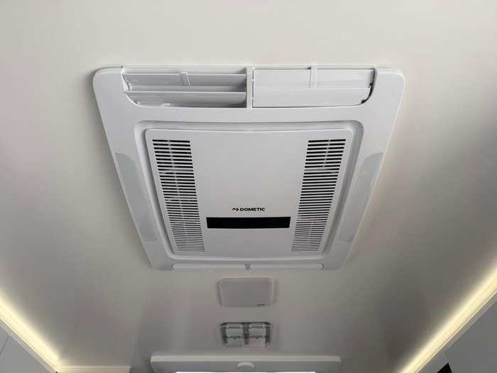 2025 JB Caravans Gatorx 18'6 Fd Tandem