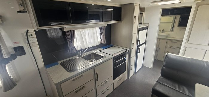 2014 Supreme Excutive 20'