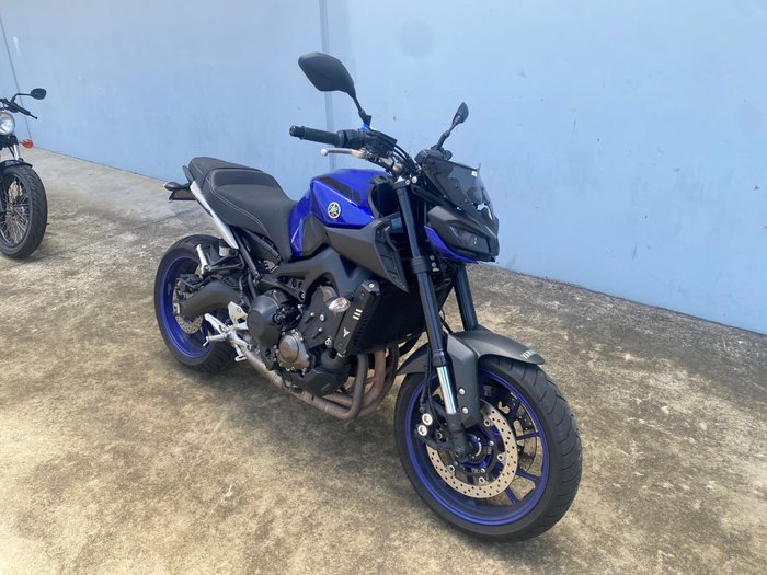 2017 Yamaha MT-09 Blue