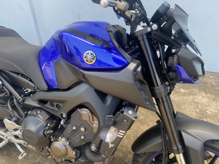 2017 Yamaha MT-09 Blue