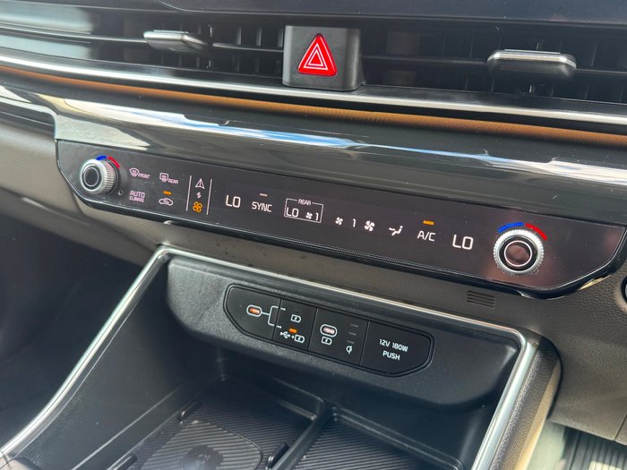 2024 Kia Carnival GT-Line