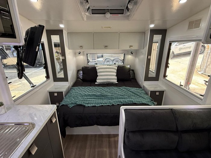 2018 Billabong Caravans Grove