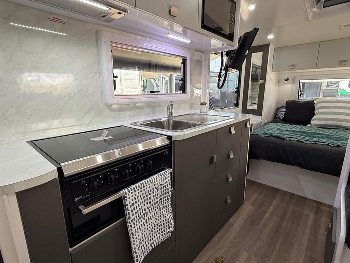 2018 Billabong Caravans Grove