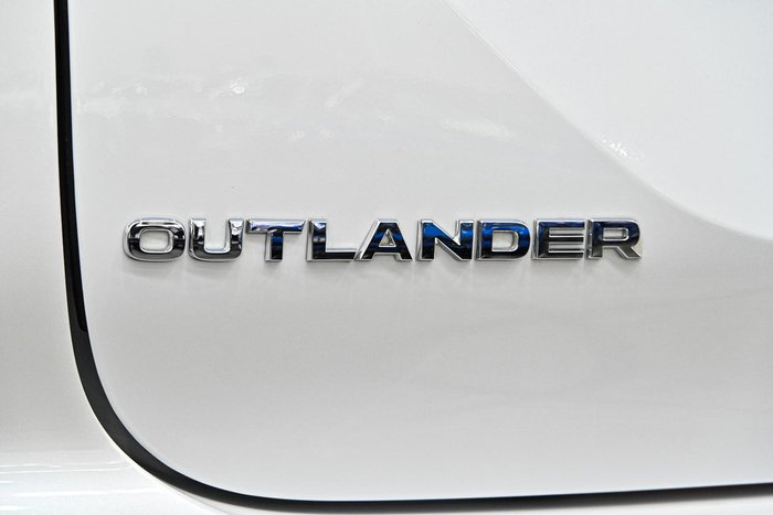2022 Mitsubishi Outlander Exceed Tourer