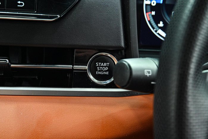 2022 Mitsubishi Outlander Exceed Tourer