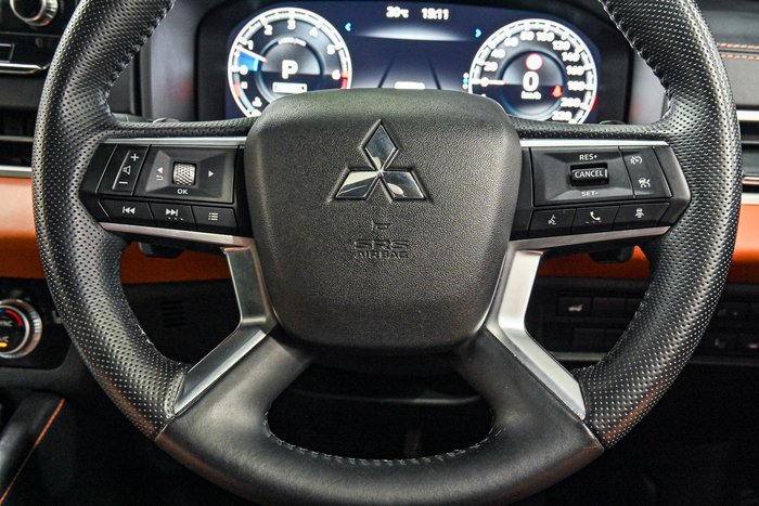 2022 Mitsubishi Outlander Exceed Tourer