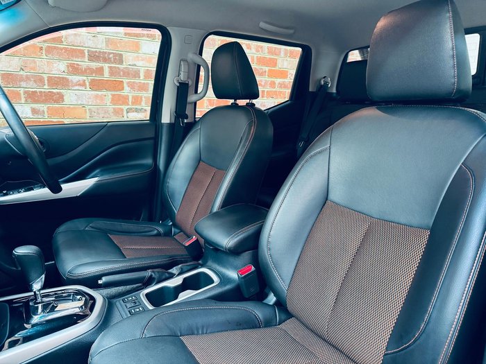 2020 Nissan Navara N-TREK D23 Series 4 4X4 Dual Range Cosmic Black