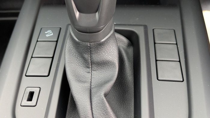 2025 Isuzu D-MAX SX High Ride