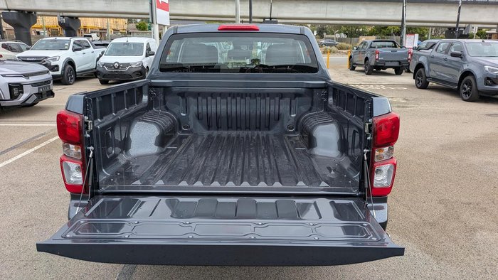 2025 Isuzu D-MAX SX High Ride