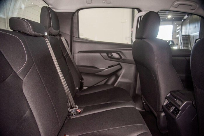 2025 Isuzu D-MAX SX High Ride