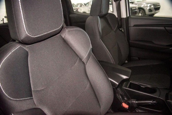 2025 Isuzu D-MAX SX High Ride