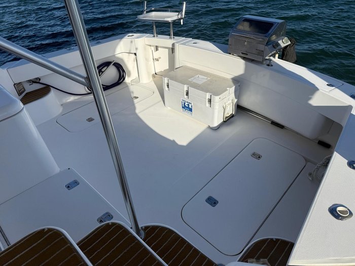 2006 Luhrs 41 Flybridge Cruiser