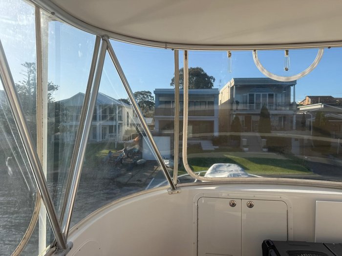 2006 Luhrs 41 Flybridge Cruiser