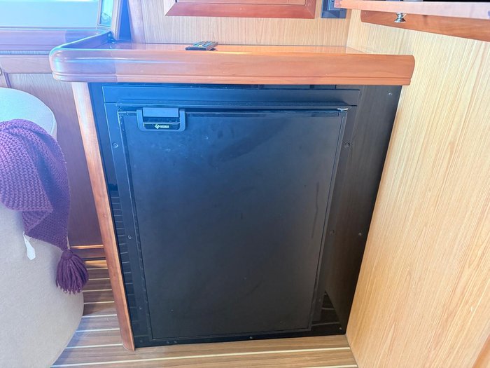 2006 Luhrs 41 Flybridge Cruiser