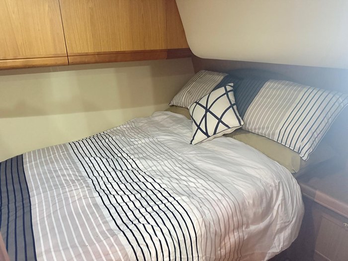 2006 Luhrs 41 Flybridge Cruiser