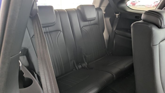 2025 Isuzu MU-X LS-T