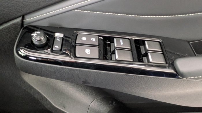 2025 Isuzu MU-X LS-T