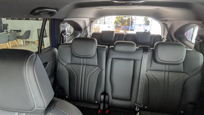 2025 Isuzu MU-X LS-T