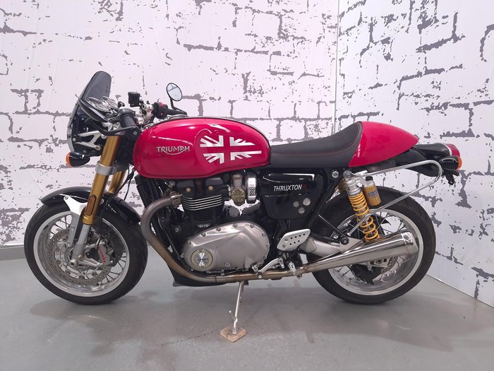 2017 Triumph Thruxton 1200 R Thruxton Red