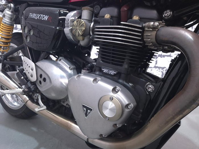 2017 Triumph Thruxton 1200 R Thruxton Red