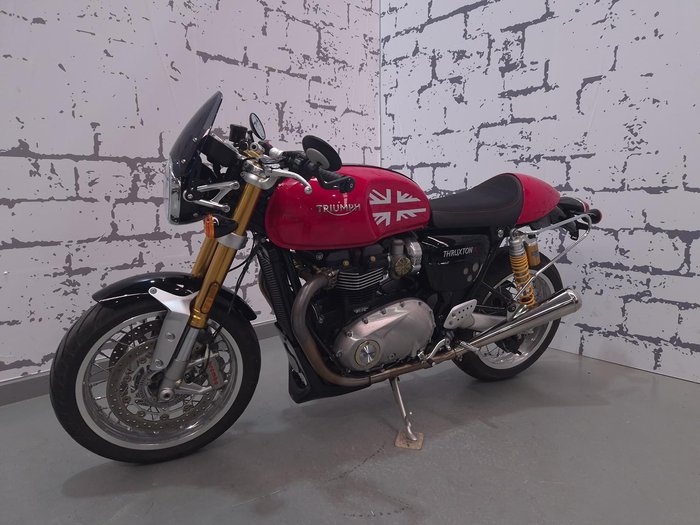 2017 Triumph Thruxton 1200 R Thruxton Red