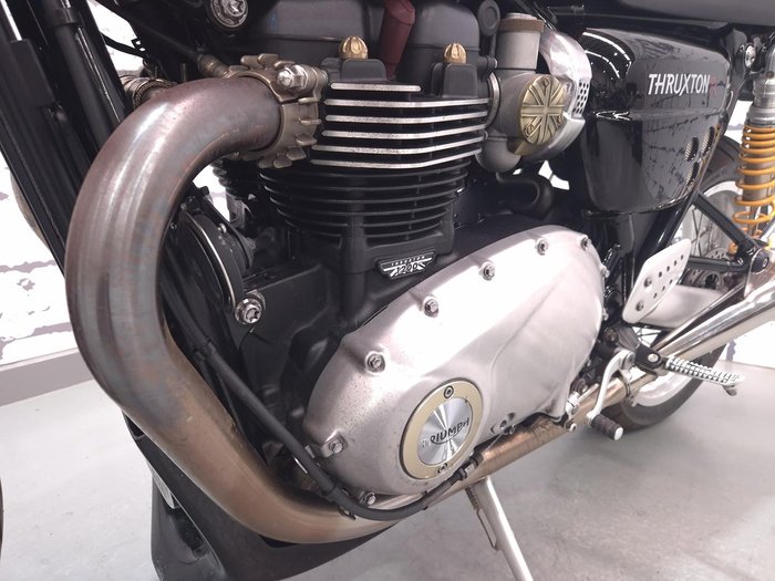 2017 Triumph Thruxton 1200 R Thruxton Red