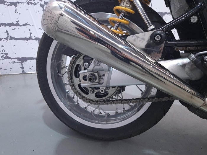 2017 Triumph Thruxton 1200 R Thruxton Red