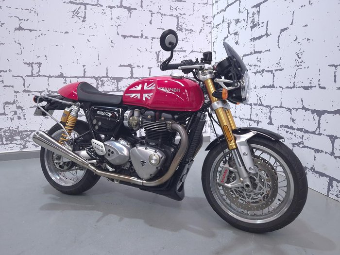 2017 Triumph Thruxton 1200 R Thruxton Red