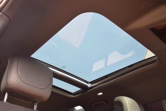 2023 Land Rover Defender 110 D300 X-Dynamic HSE L663 MY23.5 AWD Santorini Black