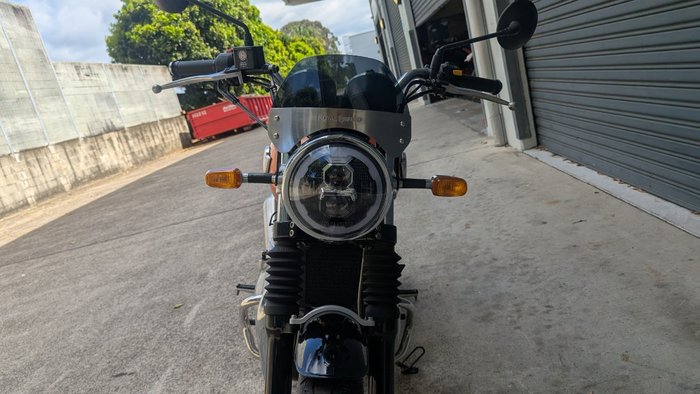 2021 ROYAL ENFIELD (SEE ALSO ENFIEL INTERCEPTOR 650 CLASSIC Red