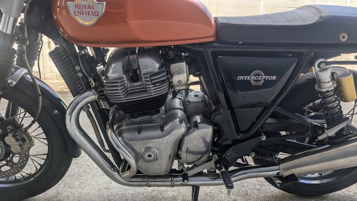 2021 ROYAL ENFIELD (SEE ALSO ENFIEL INTERCEPTOR 650 CLASSIC Red