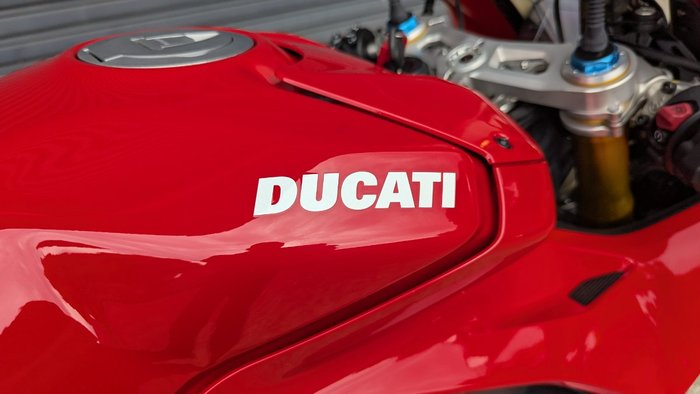 2021 DUCATI PANIGALE V4 S Red