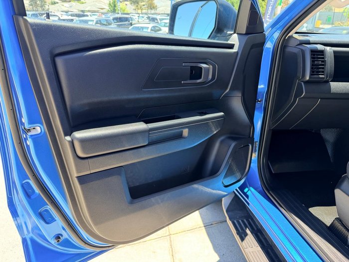 2024 Mitsubishi Triton GLX+