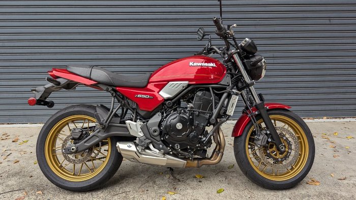 2024 Kawasaki Z650 RS Red