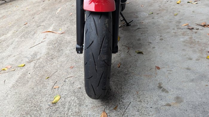 2024 Kawasaki Z650 RS Red