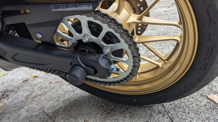 2024 Kawasaki Z650 RS Red