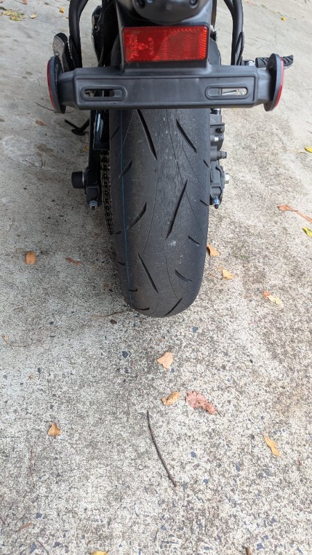 2024 Kawasaki Z650 RS Red