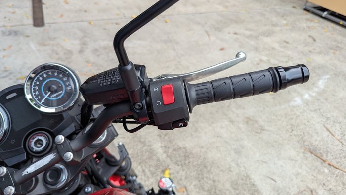 2024 Kawasaki Z650 RS Red