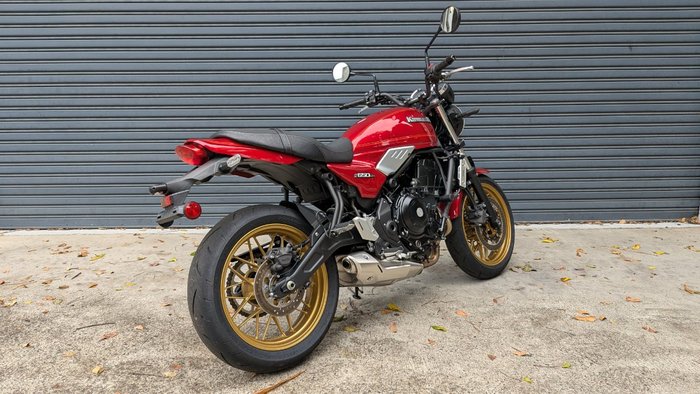 2024 Kawasaki Z650 RS Red