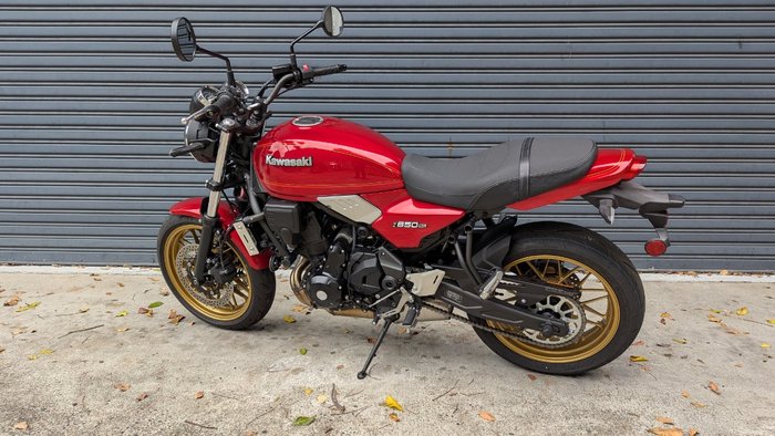 2024 Kawasaki Z650 RS Red