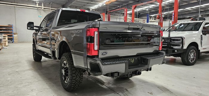 2025 Ford F350 Platinum