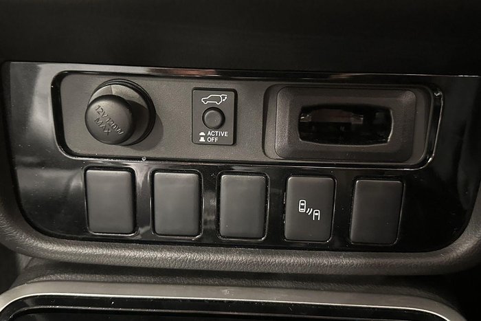 2016 Mitsubishi Outlander Exceed