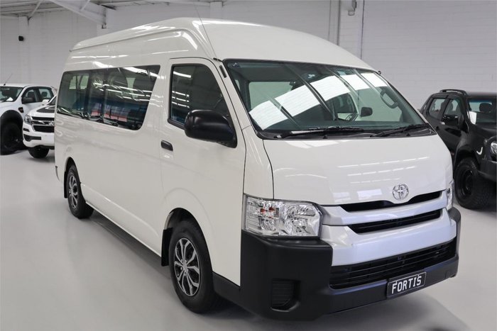 2017 Toyota Hiace Commuter TRH223R French Vanilla