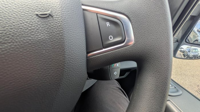 2025 Renault Master Pro 110kW