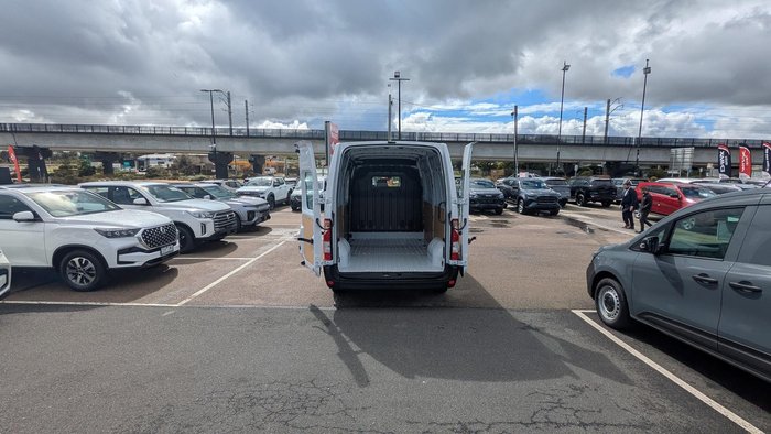 2025 Renault Master Pro 110kW