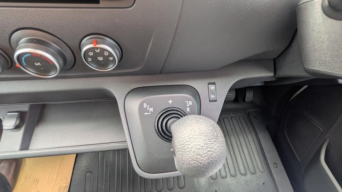 2025 Renault Master Pro 110kW